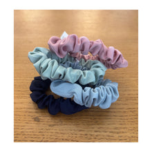 Load image into Gallery viewer, Park Lane Pack Of 4 Scrunchies
