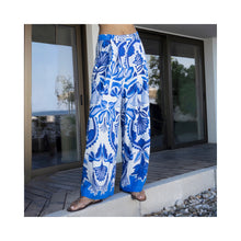 Load image into Gallery viewer, Aggel Printed Wide Leg Trouser
