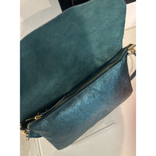 Load image into Gallery viewer, Suzy D Milano Leather Clutch Bag
