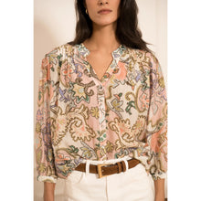 Load image into Gallery viewer, On Trend Eléna Shirt
