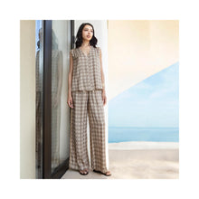 Load image into Gallery viewer, Aggel Satin Printed Flare Trouser

