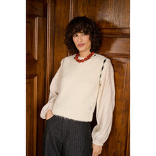 Load image into Gallery viewer, Cream Rosy Knit slipover
