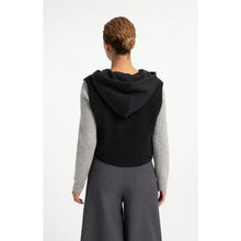 Load image into Gallery viewer, YAYA 01-000642-609 Sleeveless Knitted Top with Jersey Hood
