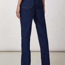 Load image into Gallery viewer, Patrizia Pepe Essential Denim Pants
